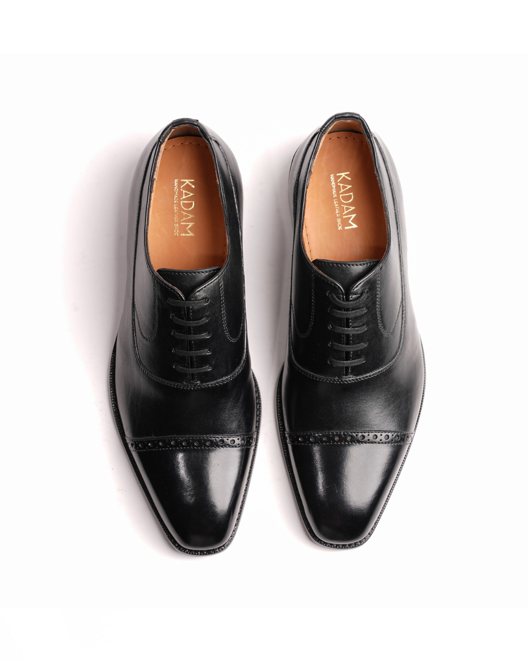 Classic Cap-Toe Oxford Shoe – Black