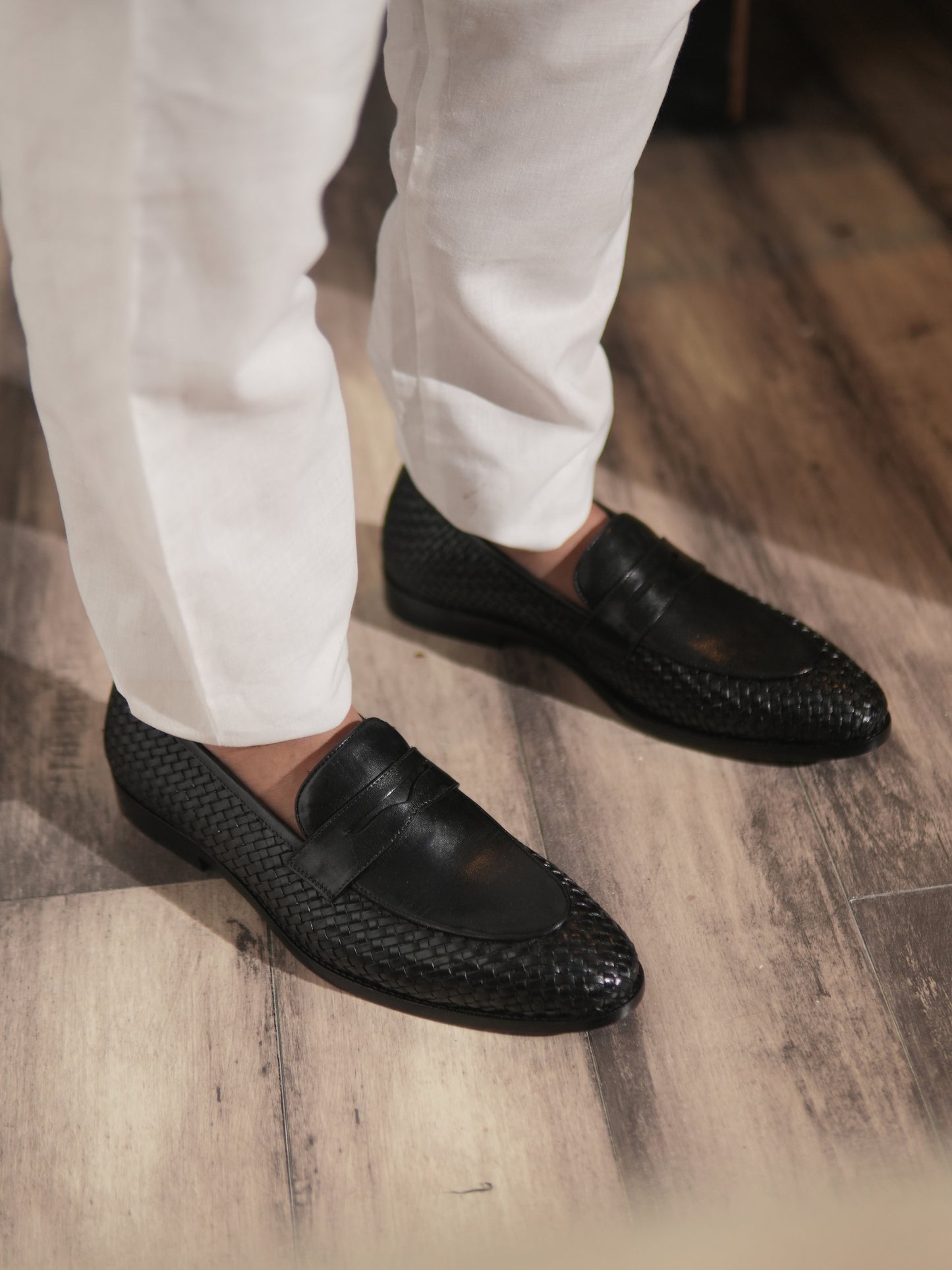 Hand-Woven Loafer – Black