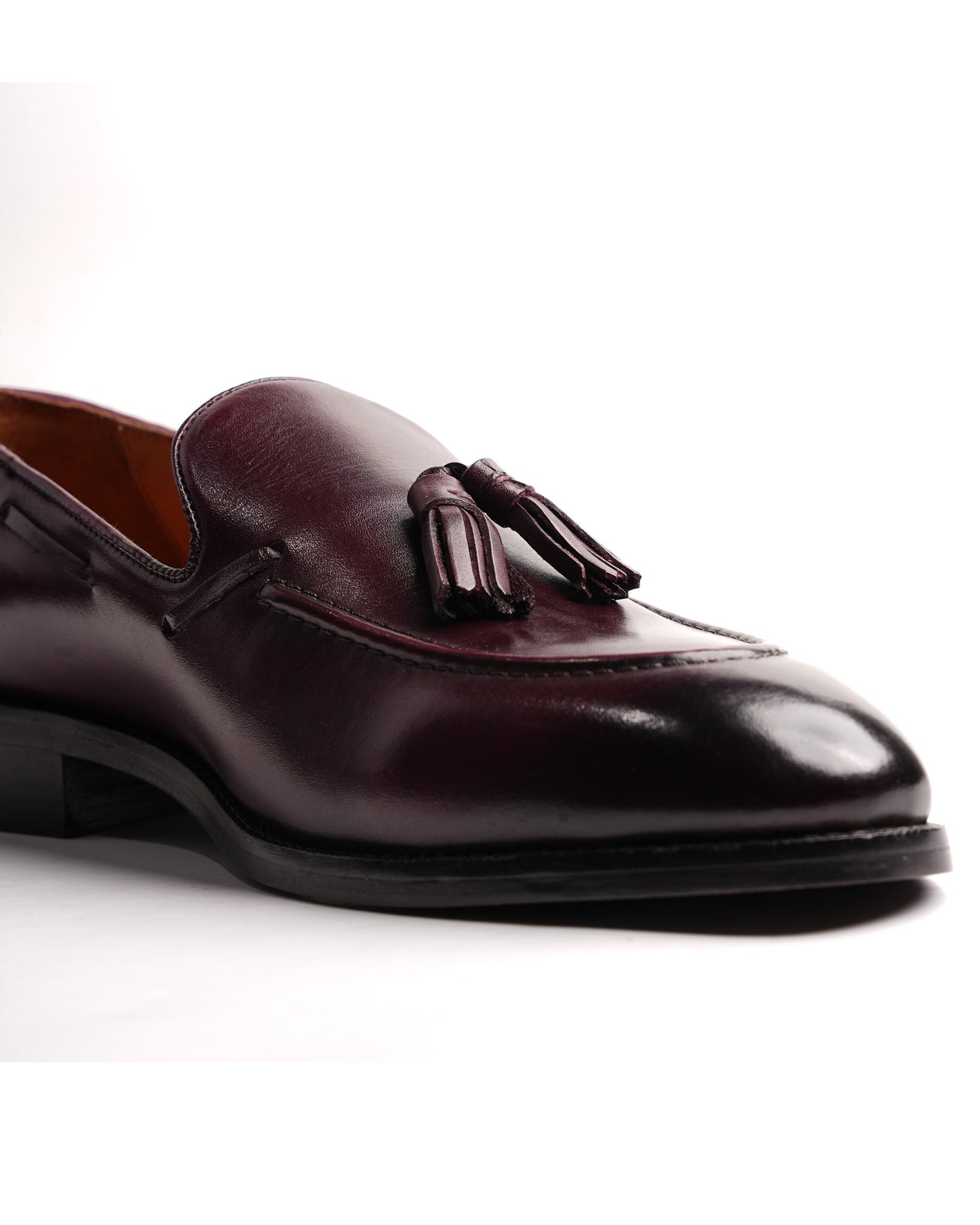 Artistic Tassel Loafers – Burgundy