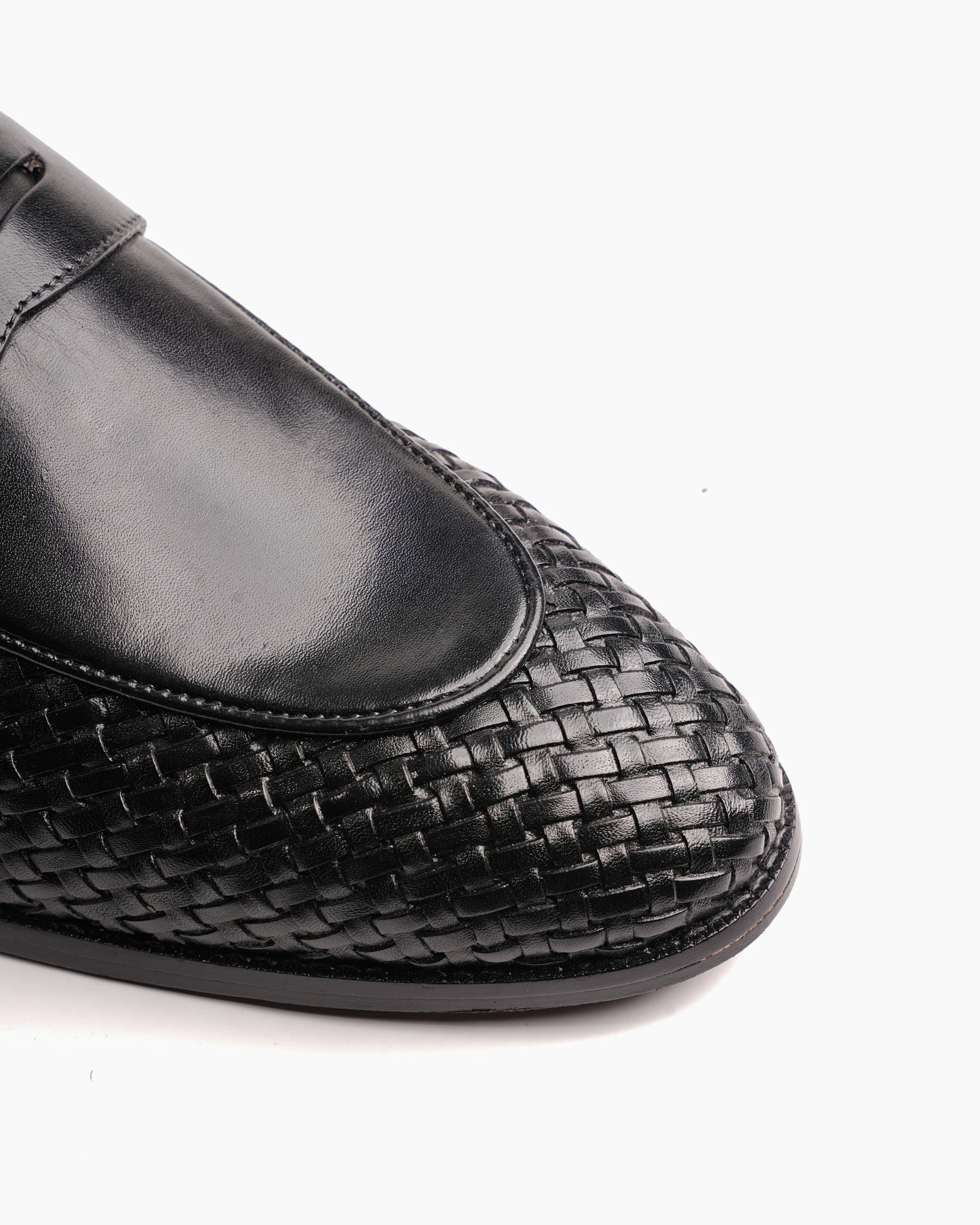 Hand-Woven Loafer – Black